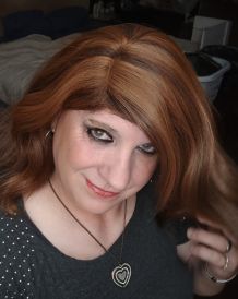 How To Take The Perfect Fem Selfie